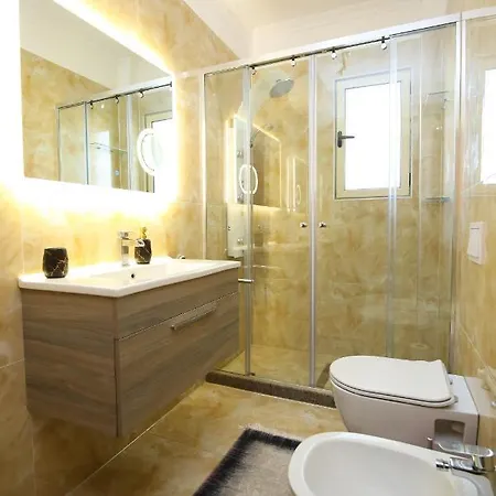 Tafa Deluxe * Vlore